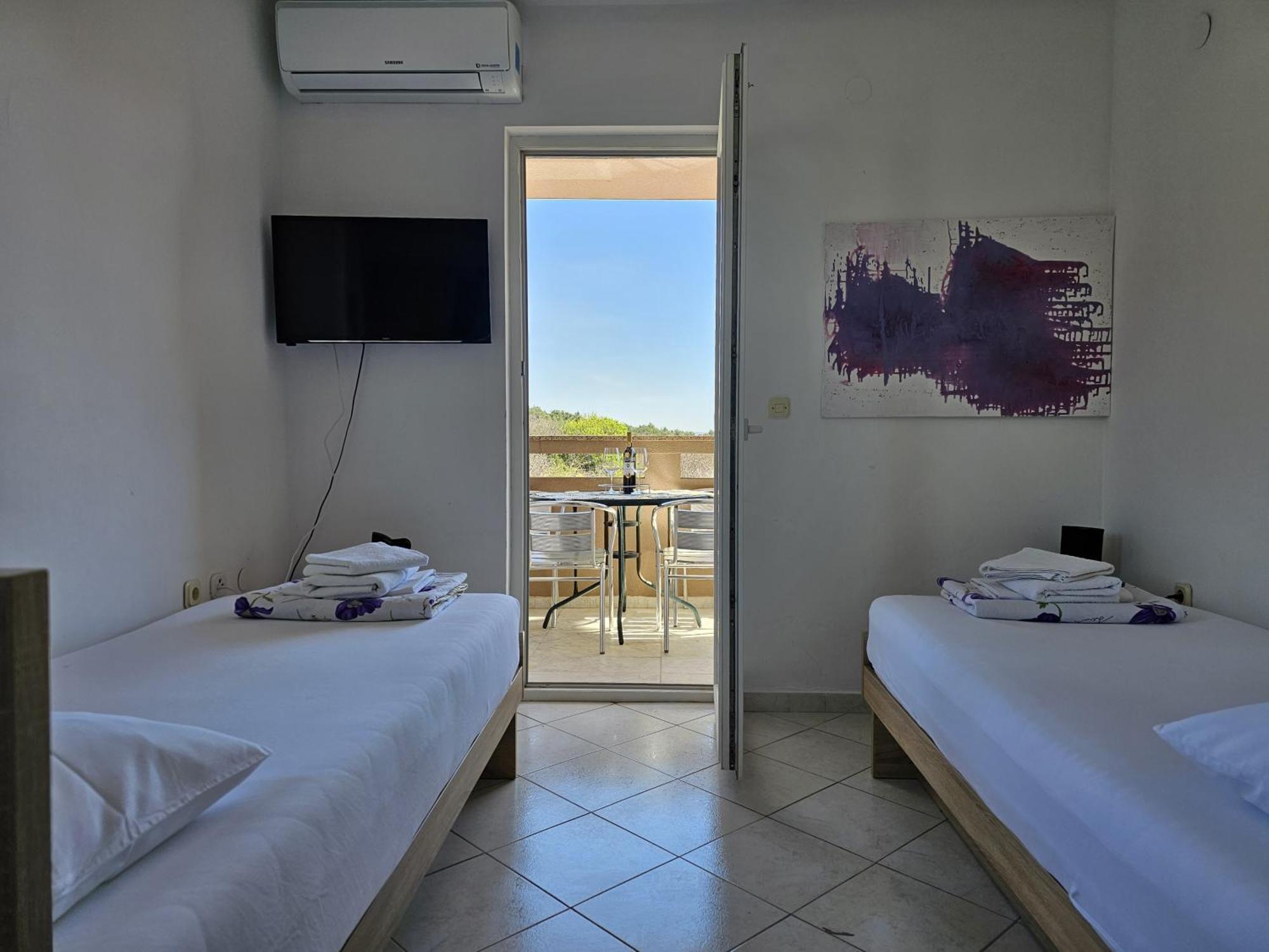Apartments Gabbiano Novalja Luaran gambar