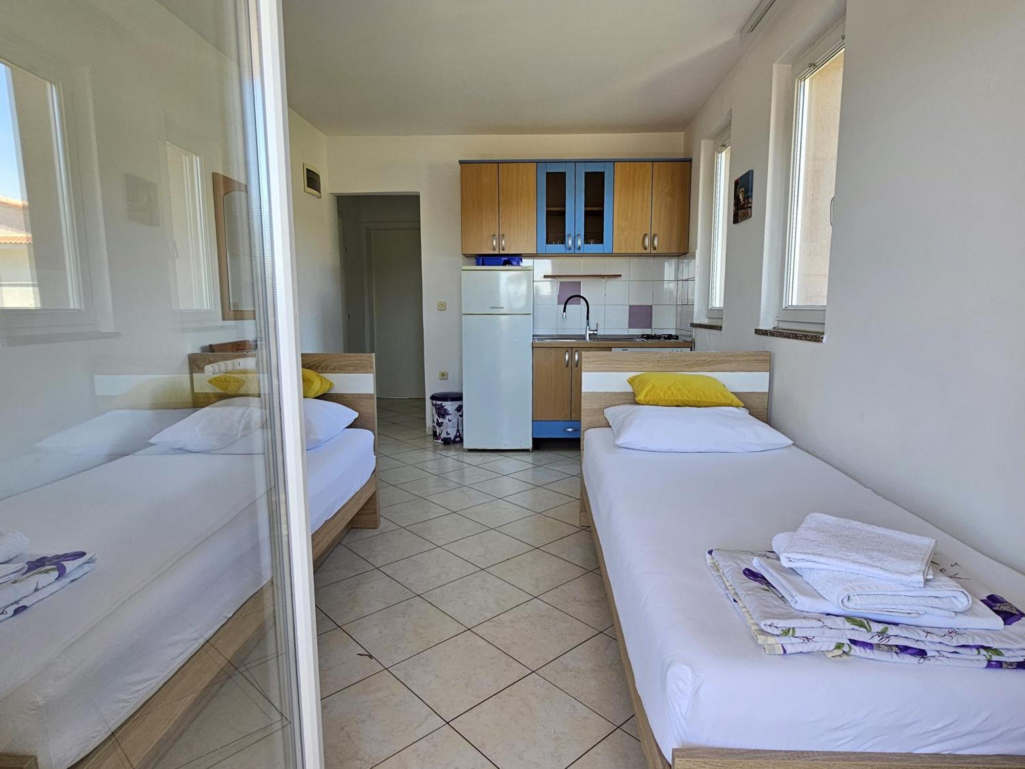 Apartments Gabbiano Novalja Luaran gambar
